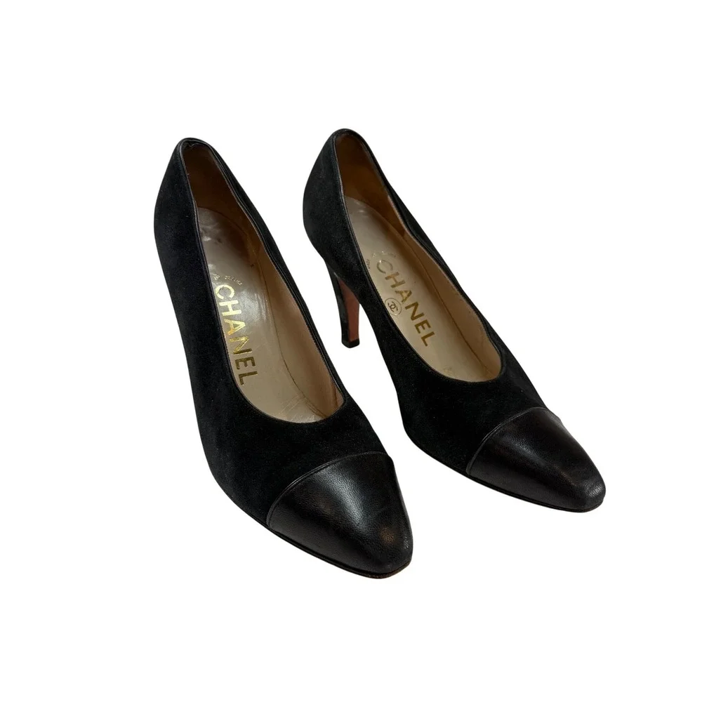 Chanel Vintage Black Leather Cap Toe Pumps Heels EU 36.5 (US Size 6.5)